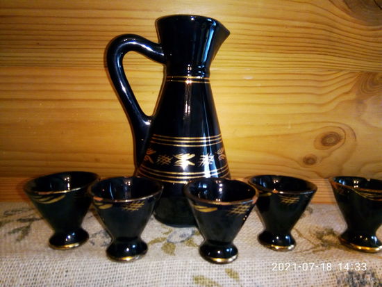 Кувшин с рюмками болгария 60-70 г