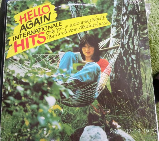 Hello again	Internationale hits