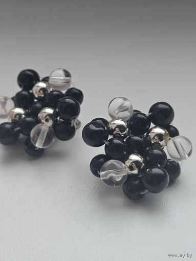 Клипсы крупные. Винтаж