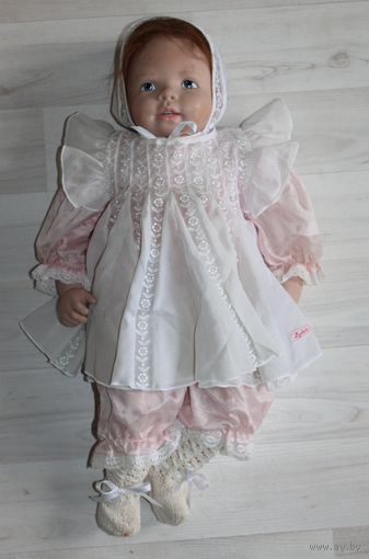 Резиновая кукла, высота 53 см., клеймо.