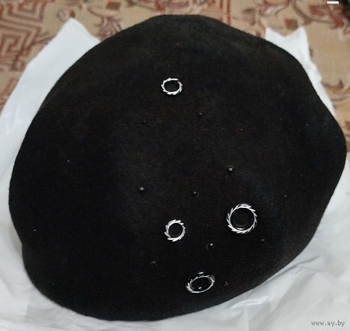 Берет-фетр.