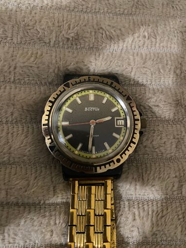 Часы Восток с рубля без мпц!