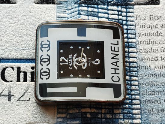 Часы наручные кварцевые Chanel Paris 93.