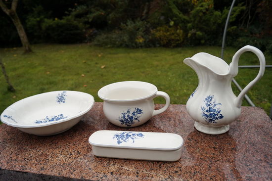 Комплект в ванную 4 предмета STAFFORDSHIRE ENGLAND (BLUE)