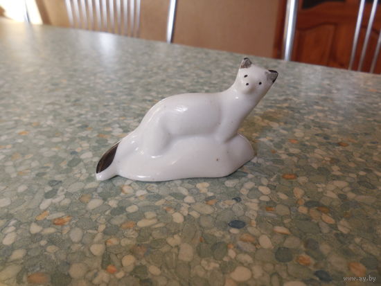 Горностай. Хайтинский фарфоровый завод.