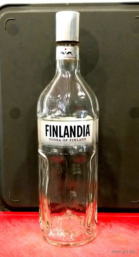 Бутылка от Водки FINLANDIA * ФИНЛЯНДИЯ * с Пробкой * без Дозатора * объём 1 литр * высота 32.5 см * диаметр 8.5 см * (2)