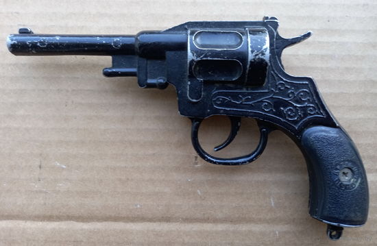 Детский пистолет из СССР
