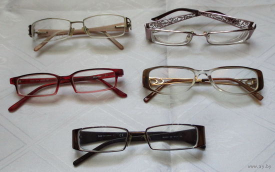 Очки. Примерно - минус 3,4,5... 5 шт. за одну цену... есть D and G... Хорошее состояние...