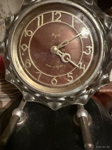 Часы Маяк
