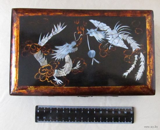 Все лоты с рубля.Старинная лаковая шкатулка Дракон и феникс,перламутр,Азия 19 в.?
