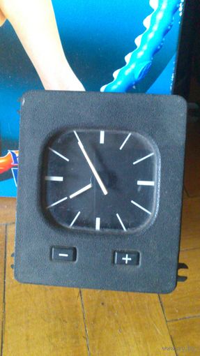 Автомобильные часы BMW 30