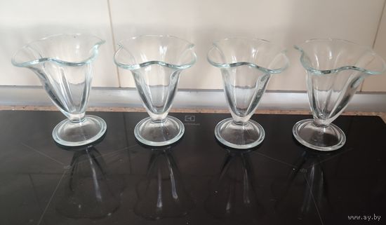 Прекрасные креманки,  мороженницы из далекого СССР.  4 шт. одним лотом