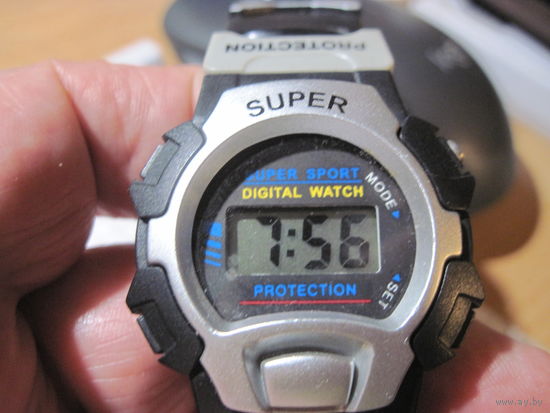 Часы электронные Super Sport Protection.