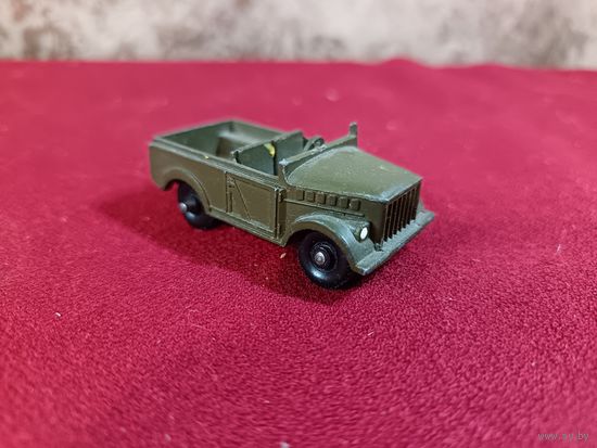 С рубля без мц. модель авто газ 69 СССР. 5.5х2.5х2см.