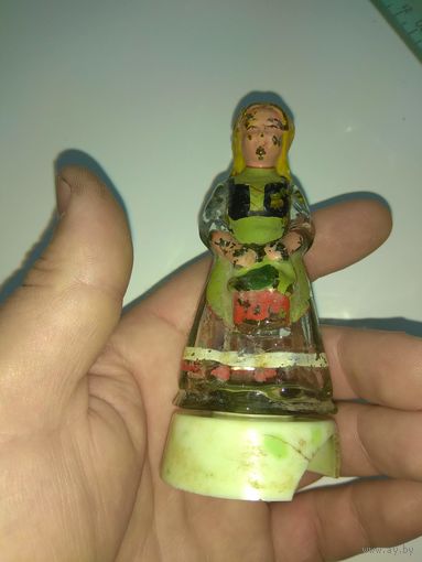 Флакон от духов "Красная Шапочка". Рига. 1950-е