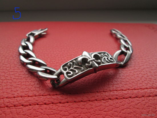 Браслет  популярной модели ID Dagger  готического бренда Chrome Hearts.