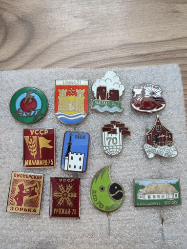 Значки тяжёлые горячая эмаль. Распродажа.
