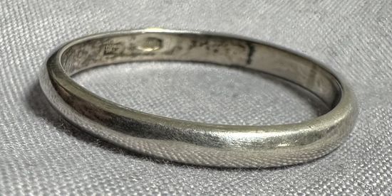 Кольцо серебряное 925 пробы. 60