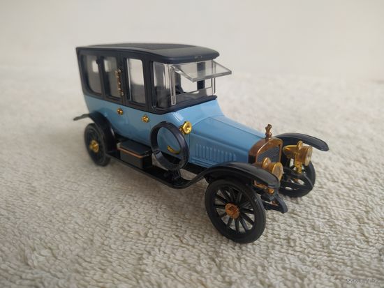 Руссо-балт, С24/40. А37. Лимузин - Берлин. СССР, 1980-годы.