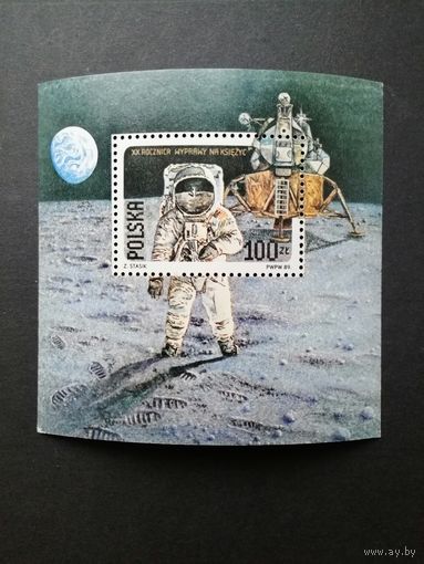 Польша 1989 Блок Mi.109А с маркой "20 лет первой пилотируемой посадке на Луну" (чистый**) Mi.3206 II А каталог 4.00 евро