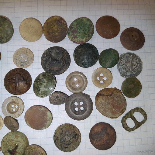 Пуговицы