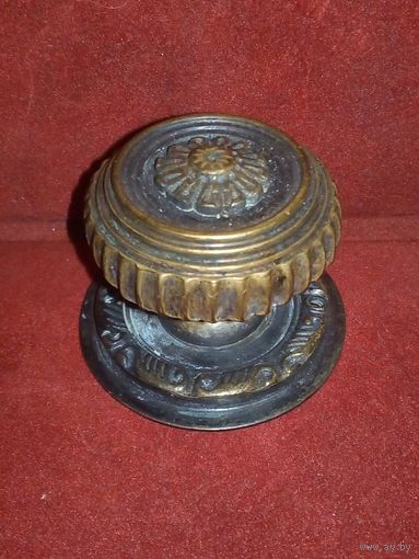 Ручка для дверки или шуфлядки бронза небольшая СССР