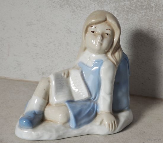 Статуэтка Испания школьница