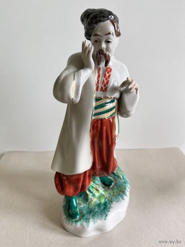 СТАТУЭТКА ФАРФОРОВАЯ  "КАРАСЬ". БОЛЬШАЯ. РАЗМЕР - 25*12*10 СМ. ЭКСПОРТНОЕ КЛЕЙМО.1976-1991 ГОДА. КИЕВ. КЭКХЗ. УКРАИНА.  СМ. КЛЕЙМО,ФОТО И ОПИСАНИЕ.