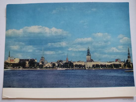 Чяистая открытка "Латвийская ССР.Рига.Комсомольскаая набережная", фото Л.Балодиса, 1976г.