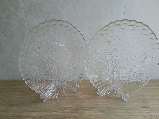 Два Блюда - Овальной Формы - Одним Лотом - Размеры:  18/23 см.