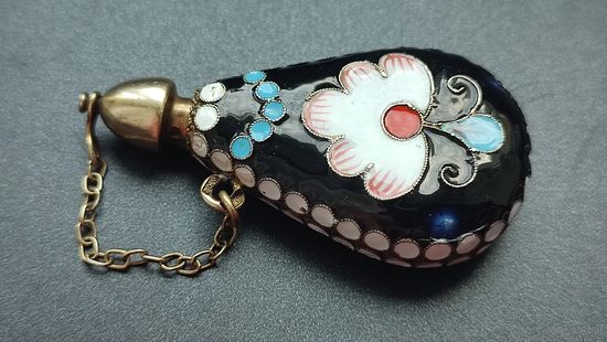 Флакон для духов.Серебро 916пр Эмаль по скани Русские самоцветы 1962г