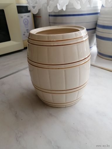 Бочонок БССР 2 литра. Без крышки, без сколов