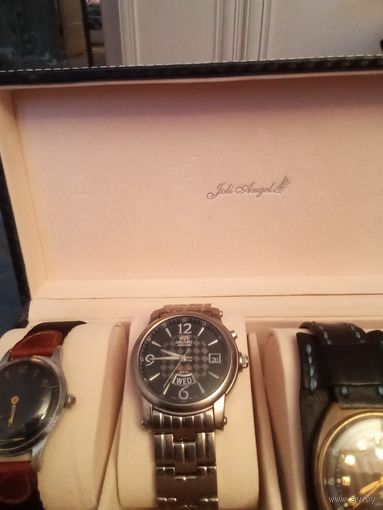 Часы японские