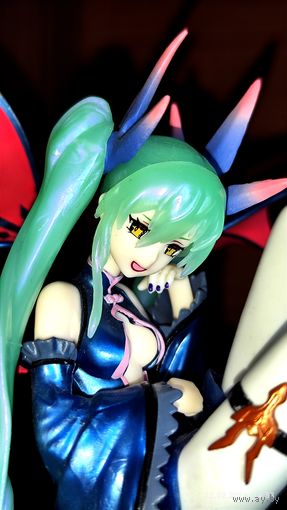 Фигурка Мику Хацунэ 16см