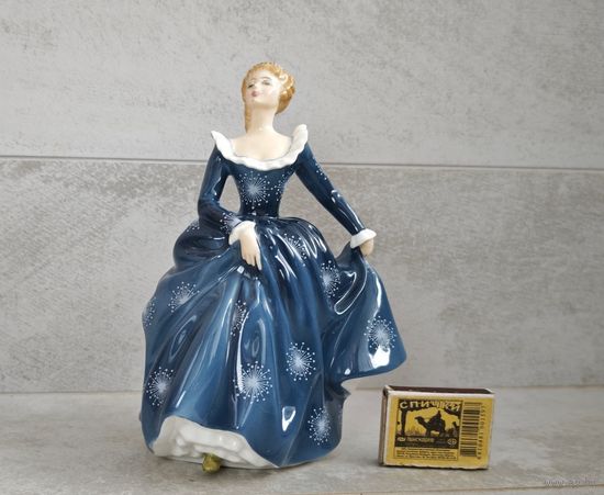 Royal Doulton  1965 год статуэтка дамочка