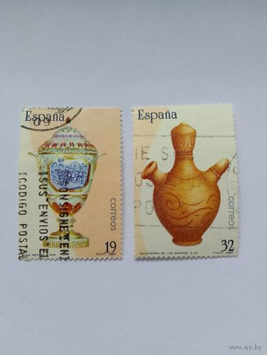 Марки   Изделия из керамики Испания 1987   2 шт. -  1,00 руб.