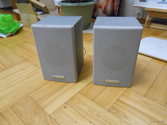 Колонки 2 шт. одним лотом