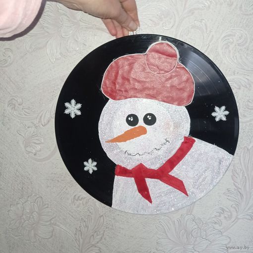 Новогодний декор из пластинок СССР, новогодняя поделка из советской пластинки