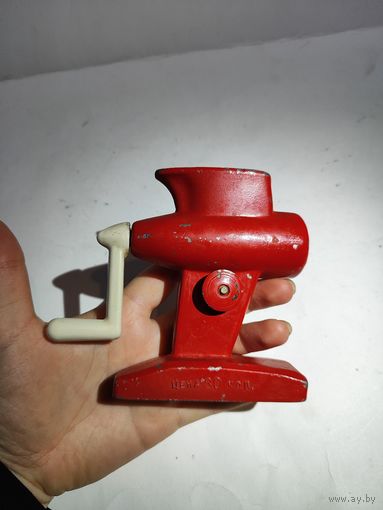 Игрушка детская мясорубка.СССР.