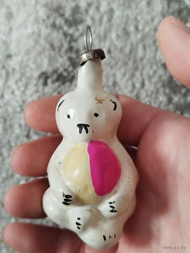 Мишка с мячом,с рубля