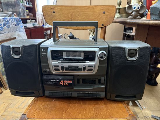 Двухкассетная магнитола LG CD-962AX