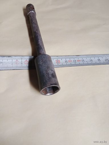 Торцовый ключ на 14