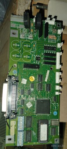 Похожа на плату от матричного принтера Hyundai HDP-920