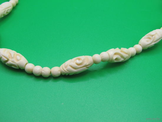 Бусы из кости. Ручная работа. Бивень мамонта. Моржовая кость. Ретро времен СССР.