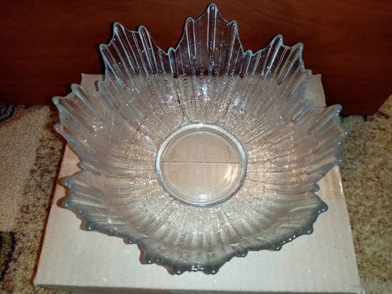 Ваза конфетница фруктовница массивное стекло СССР