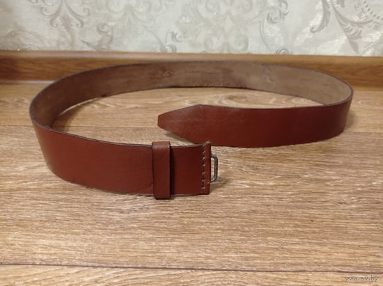 Ремень кожаный военный , коричневого цвета