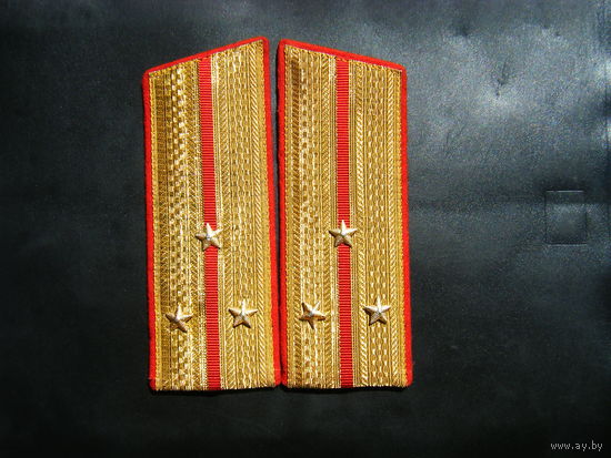 Погоны Старшего Лейтенанта СА 1974г.