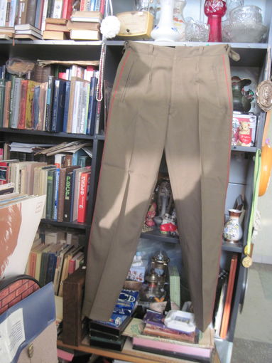 Брюки советские офицерские на 46/3 размер.