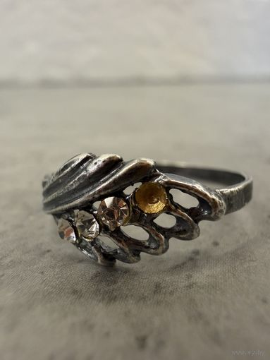 Кольцо СЕРЕБРО 925 пр. (16).  Распродажа коллекции!!!