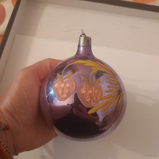 Большой шар ,ёлочная игрушка